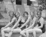 girls_twin_lakes_1933.JPG (58043 bytes)